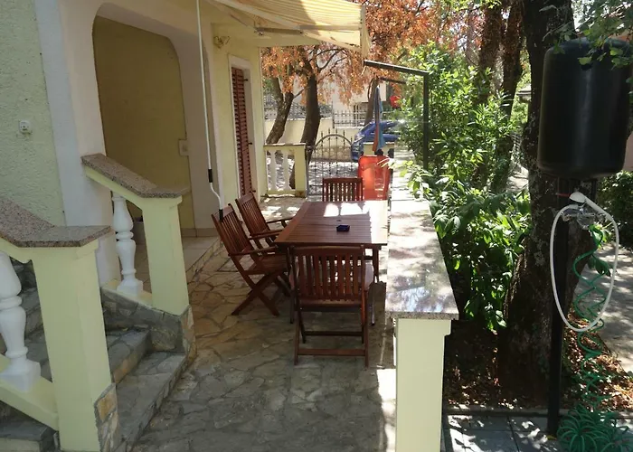 Apartments Marinko