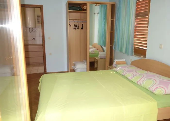 Apartments Marinko