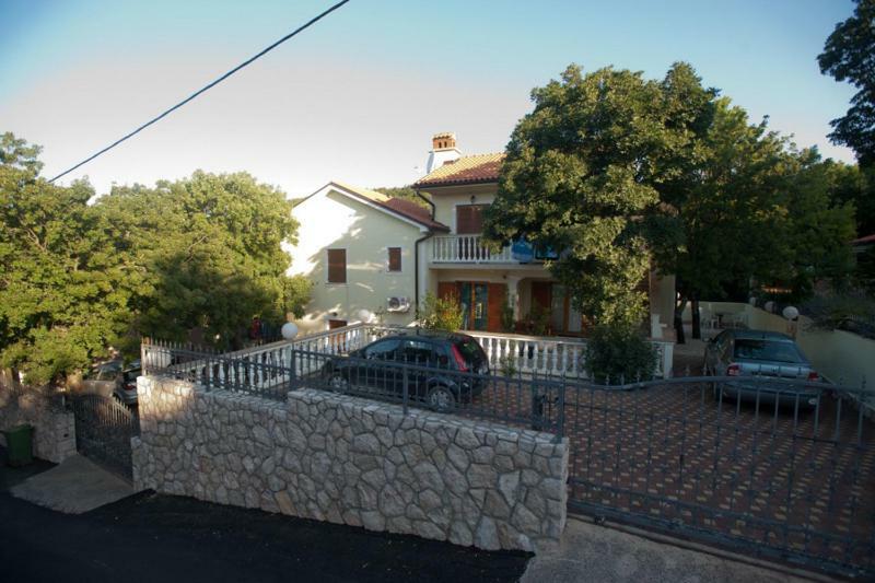 Apartment Marinko *